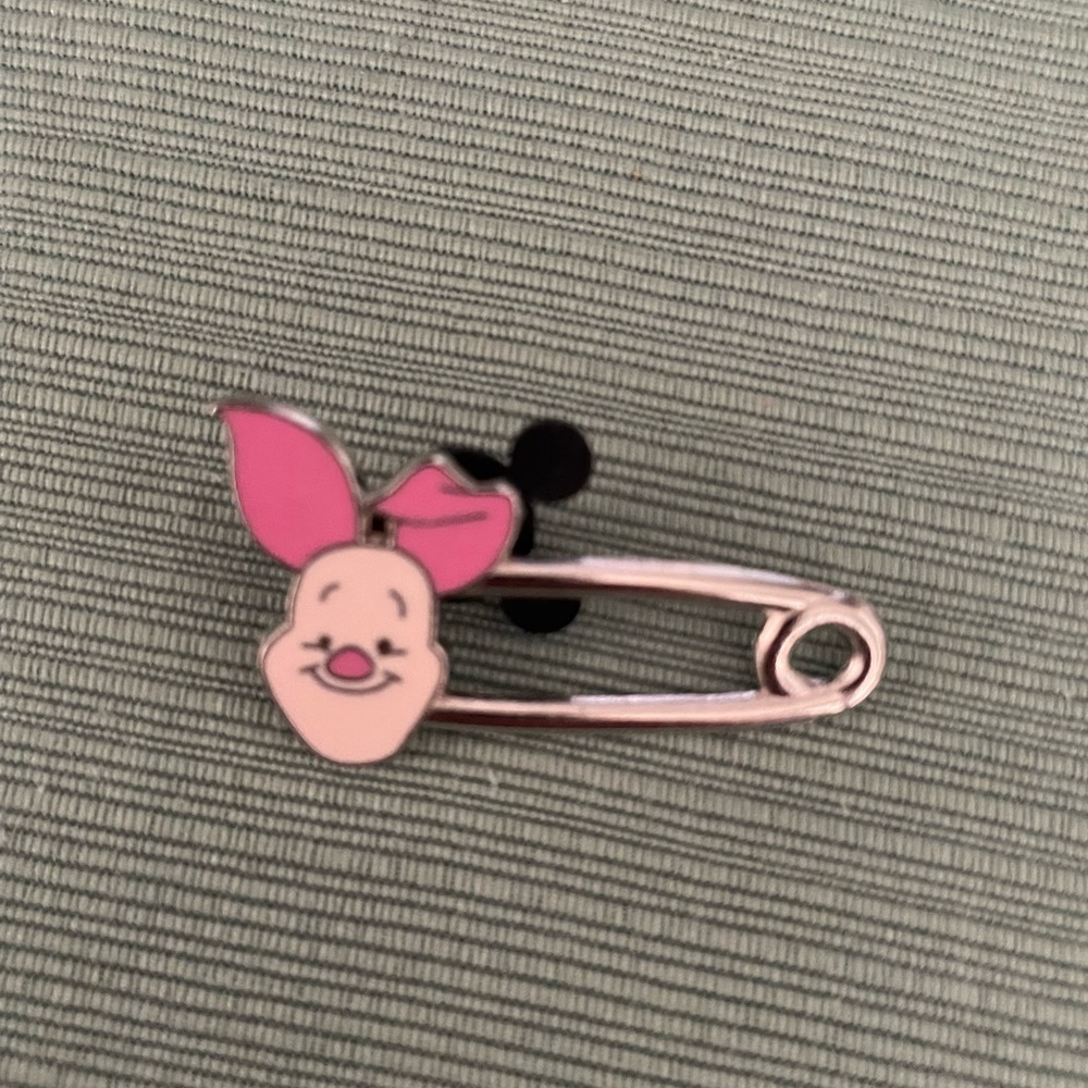 Piglet Disney Trading Pin